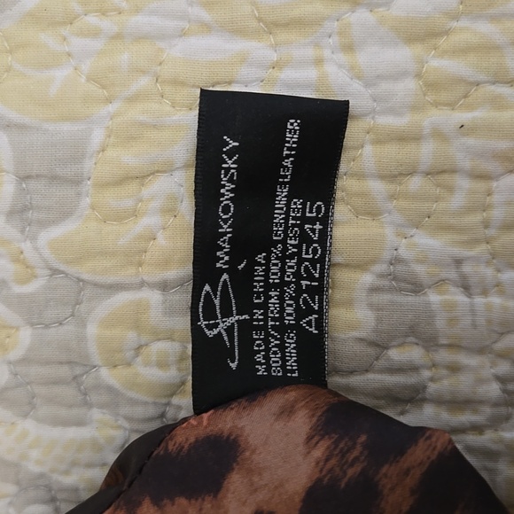 B Makowsky leather purse 👛 - Picture 7 of 10